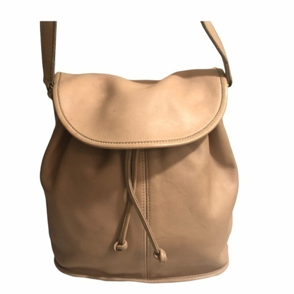 Coach vintage leather drawstring flap bag rare